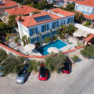 Tarcin Alacati Otel